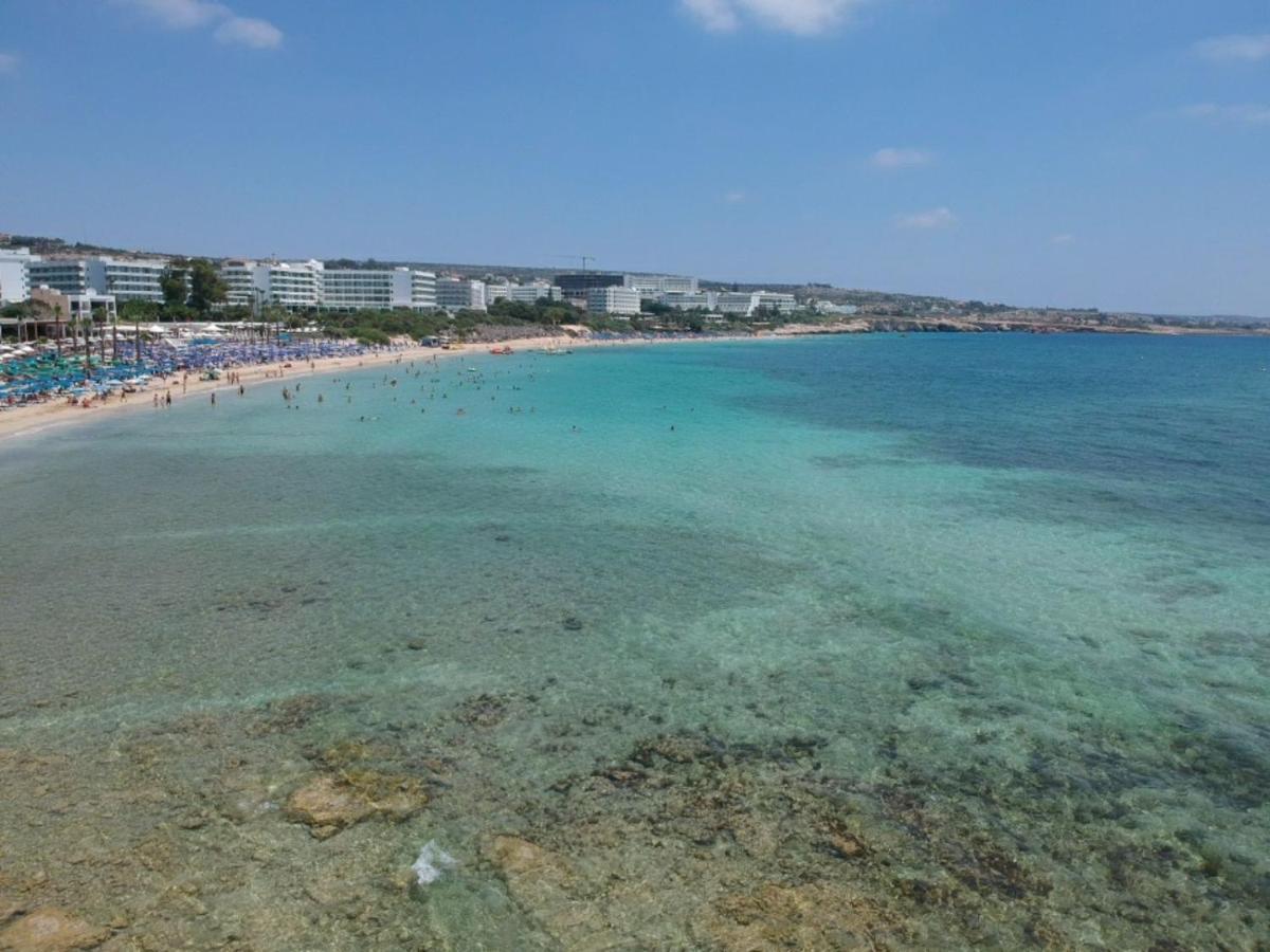 Karousos Beach Rooms Ayia Napa Exterior foto